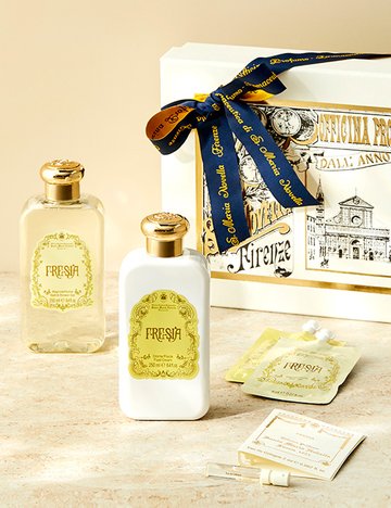 [컬리] [산타마리아노벨라] 프리지아 바디워시&바디로션 기프트 세트 (쇼핑백 증정)