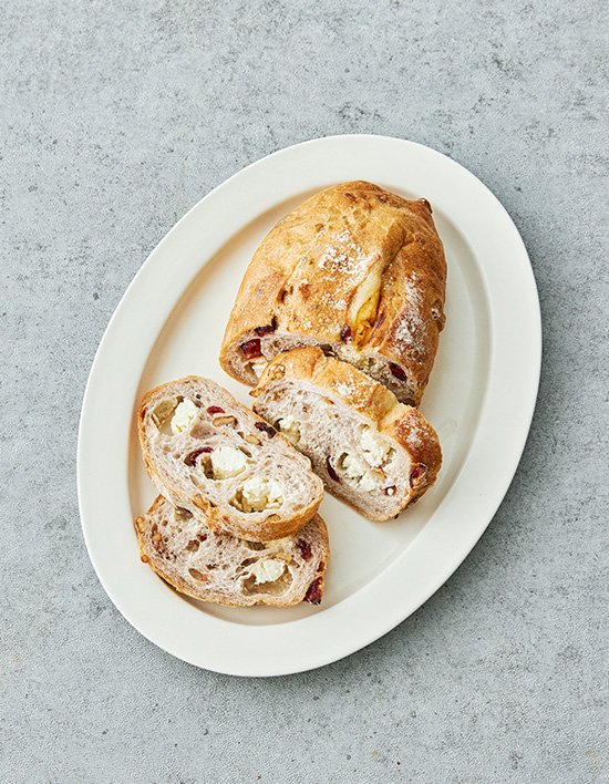 [햇살굽는집] 우리밀 크림치즈 깜빠뉴 240g