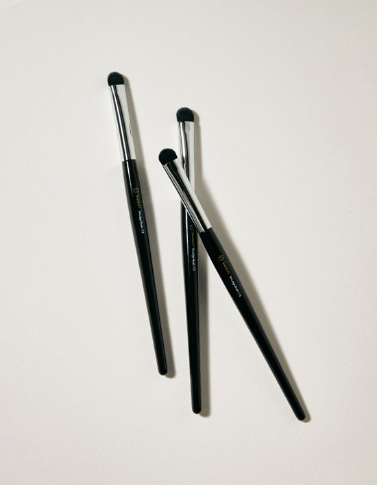 [스튜디오17] 포인트 아이 스머지 브러쉬 713