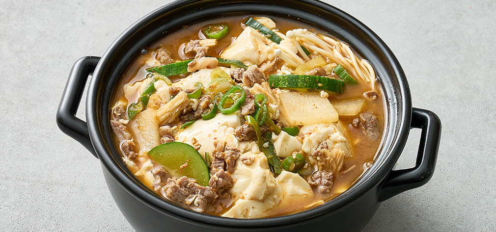 [김구원선생] 한우 된장 순두부찌개 - 마켓컬리